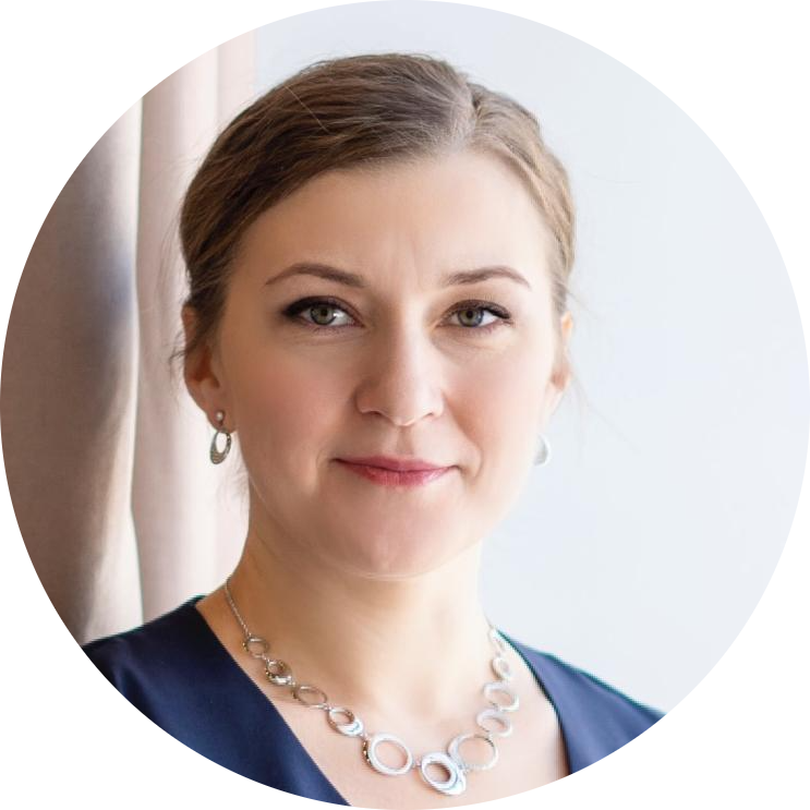 Елена Комарова