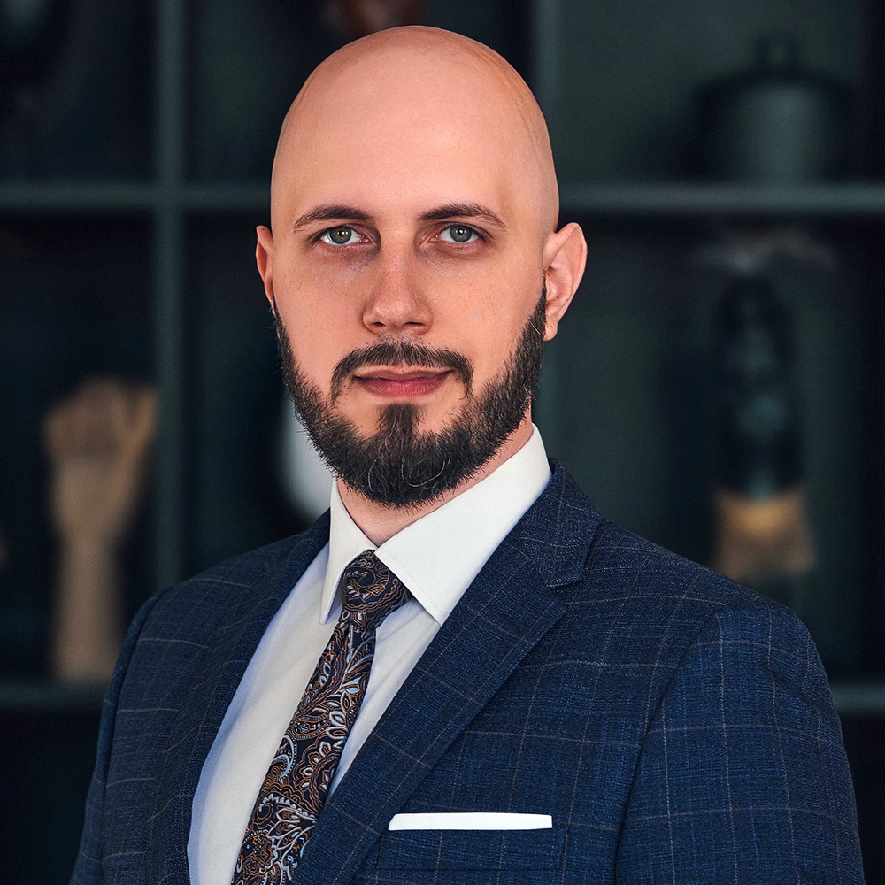 Роман Виноградов