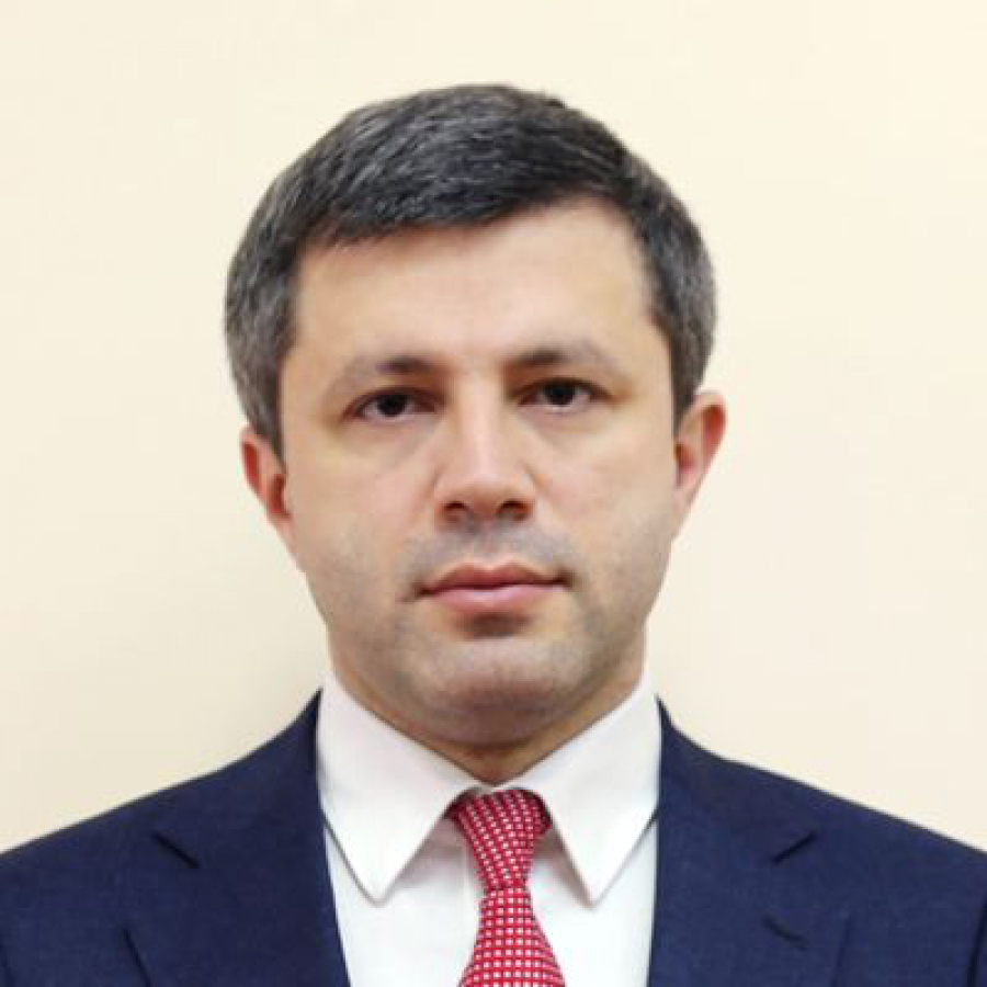Низам Халилов